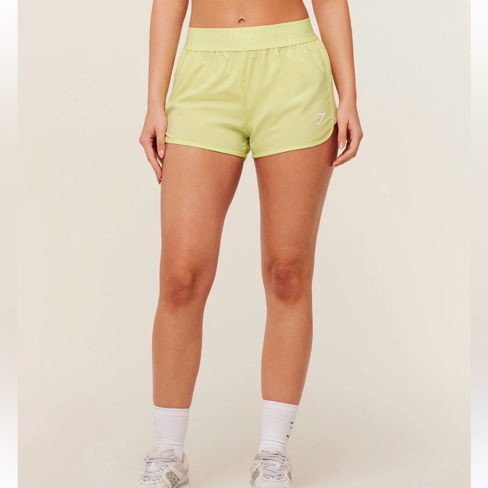 Gym Shark Training Loose Fit Sherbet Yellow Workout Shorts Size Medium